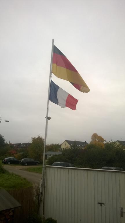 Airport Apartment Dusseldorf Luaran gambar