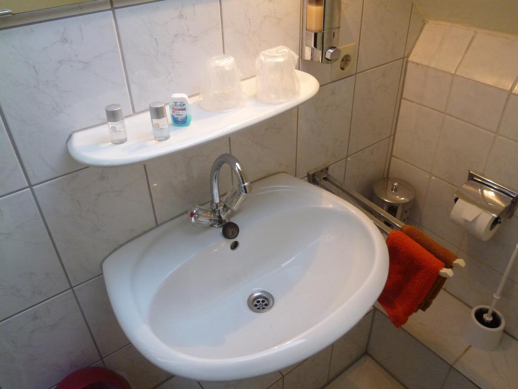 Airport Apartment Dusseldorf Bilik gambar
